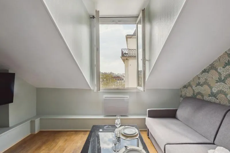Apartment 512 Folie Suite - Cozy Studio Near Republique Paris