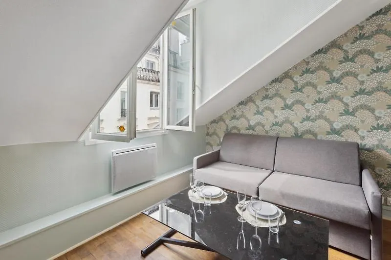 512 Folie Suite - Cozy Studio Near Republique Paris 0*,